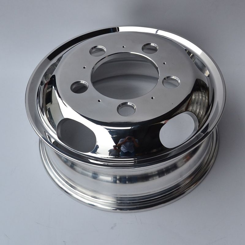 Helder afwerking 16x5.5 inch legering Truck wiel 5 stud PCD170 CB 130 aanhangwagen wiel en velg voor langdurige prestaties