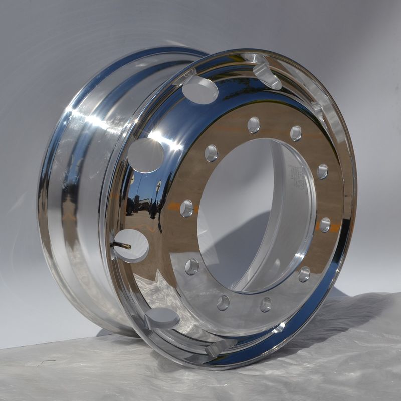22.5x9 PCD 335mm gesmeed aluminium vrachtwagenwielen ET152 26,7 kg voor langeafstandstransport